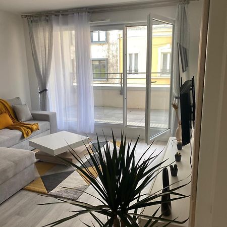 Appartement 24H Du Mans Le Mans Exteriör bild